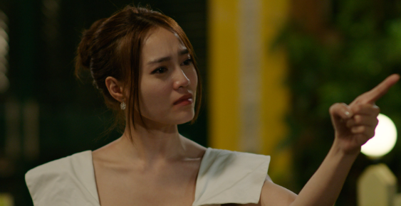 Lan Ngọc trong vai Nhã Linh của Cua Lại Vợ Bầu.