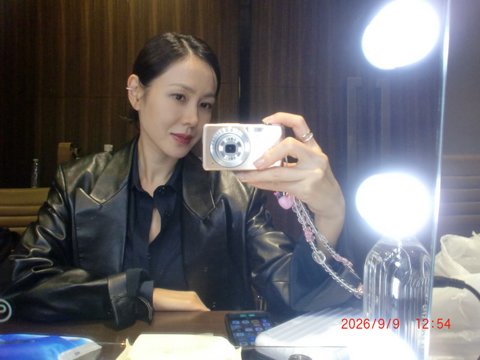 Son Ye Jin đóng lại phim cổ trang sau 24 năm.