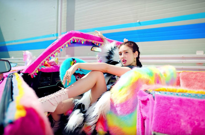 Somi debut solo nhưng đã gần 1 năm chưa comeback.