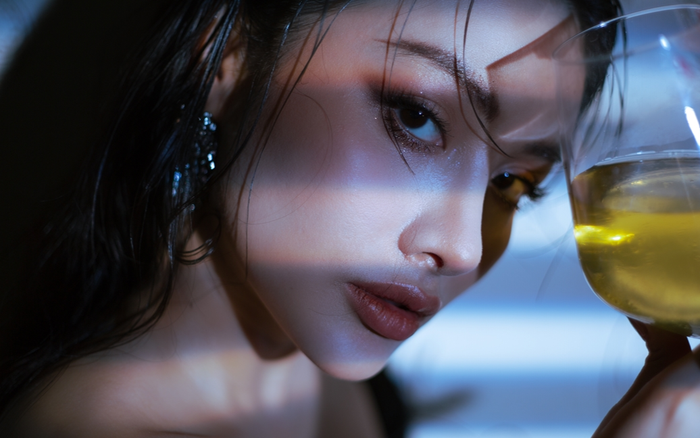 Yaya Trương Nhi trở lại đầy quyến rũ trong phim mới, thẳng thắn chia sẻ về chuyện 'người thứ 3' Ảnh 2