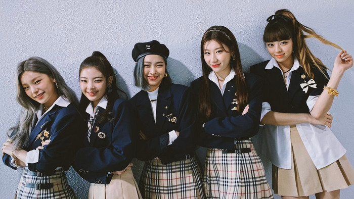 ITZY comeback vào tháng 7, Knet mỉa mai danh hiệu 'Tân binh quái vật': Chỉ nổi nhờ JYP, tài năng trung bình! Ảnh 10