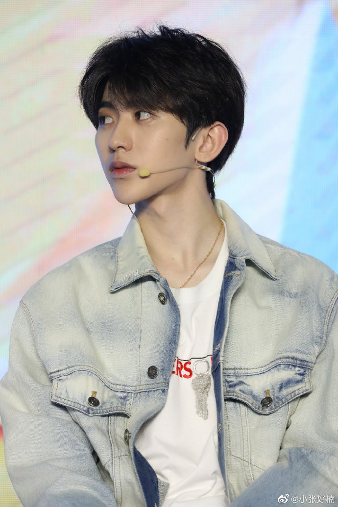 Top 5 độ hot của nghệ sĩ Hoa Ngữ: Tiêu Chiến hiển nhiên dẫn đầu, Chu Nhất Long gây bất ngờ lớn! Ảnh 11