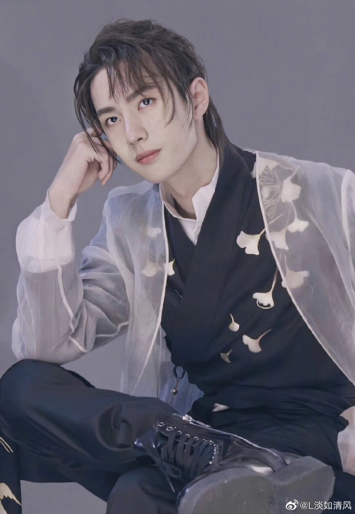 Top 5 độ hot của nghệ sĩ Hoa Ngữ: Tiêu Chiến hiển nhiên dẫn đầu, Chu Nhất Long gây bất ngờ lớn! Ảnh 7