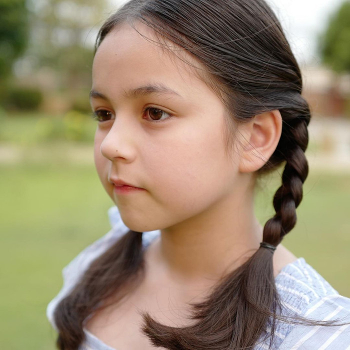 Cuộc sống của 'thiên thần lai' từng được mệnh danh là 'cô bé đẹp nhất Thái Lan' sau 6 năm nổi tiếng giờ ra sao? Ảnh 12