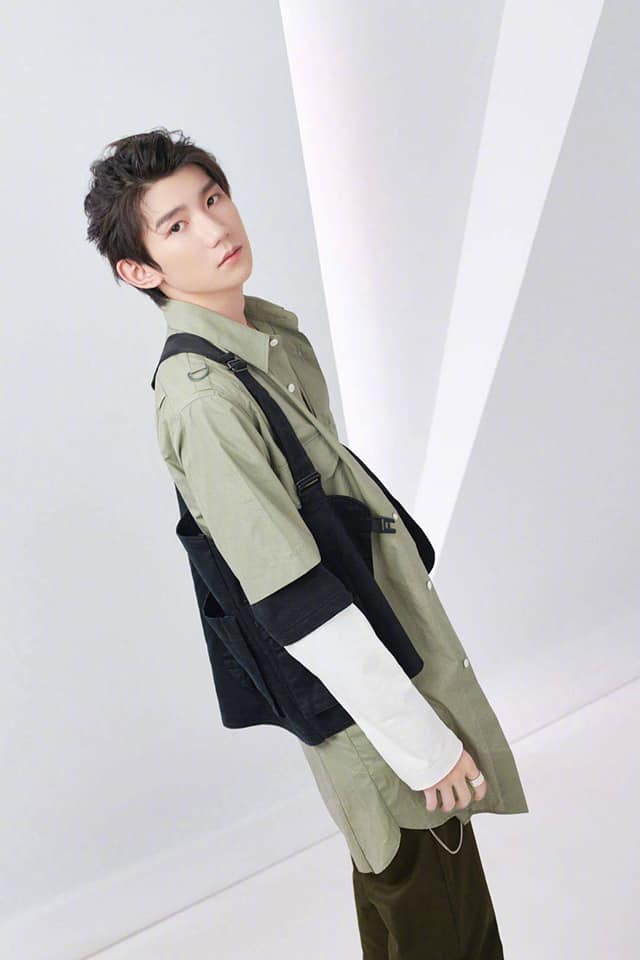 Vương Nguyên khá hợp với những bản nhạc nhẹ nhàng và thanh xuân