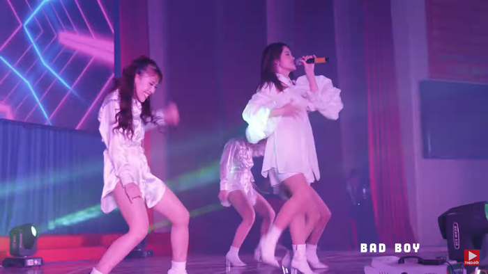 Bầu bì 5 tháng, Đông Nhi vẫn trình diễn Bad Boy với vũ đạo cực máu lửa khiến H'Hen Niê 'quẩy điên cuồng' Ảnh 5