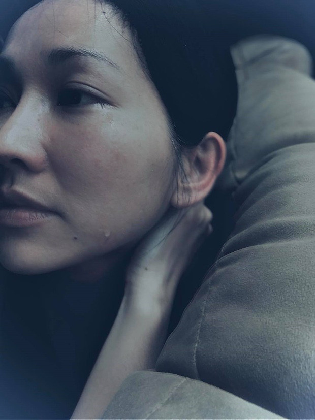 Kim Hiền đau đớn vì không thể về Việt Nam chịu tang mẹ ruột vừa qua đời