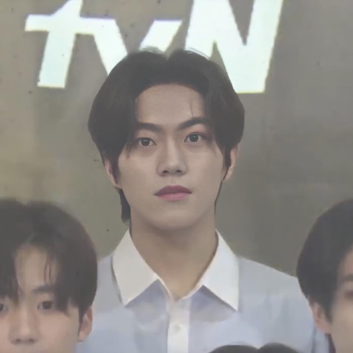 Show thực tế sống còn I-LAND sẽ chọn ra 12 người debut: Cơ hội nào cho thực tập sinh Hanbin của Việt Nam? Ảnh 22