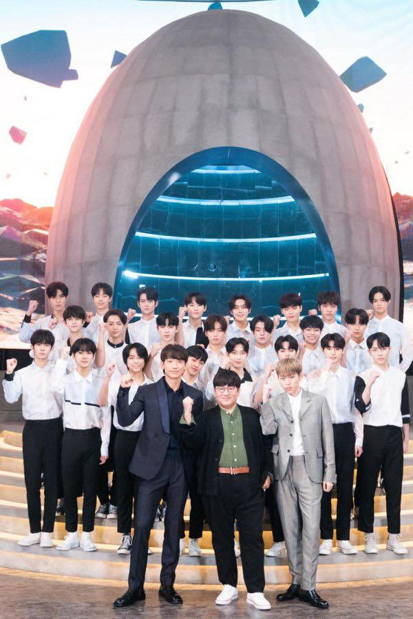 Show thực tế sống còn I-LAND sẽ chọn ra 12 người debut: Cơ hội nào cho thực tập sinh Hanbin của Việt Nam? Ảnh 7