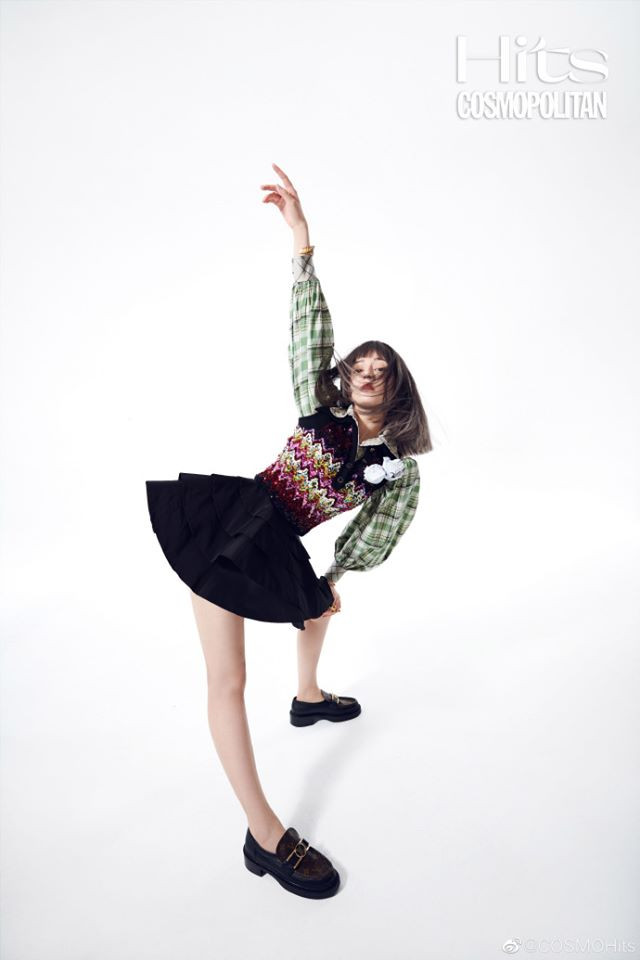 Dương Dương, Địch Lệ Nhiệt Ba tỏa sáng trên tạp chí thế này, chẳng trách fans muốn ghép đôi trong 'Em là niềm kiêu hãnh của anh' Ảnh 12