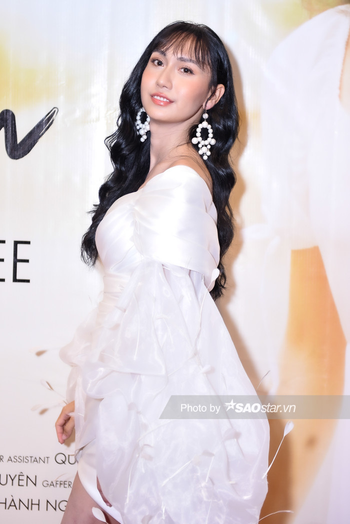 Lynk Lee: 'Tôi hỏi kinh nghiệm một chị chuyển giới trong showbiz, nhưng họ không trả lời' Ảnh 7