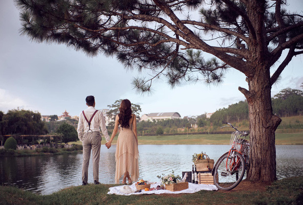 Phanh Lee tung bộ ảnh cưới 'đẹp như mơ' nhưng vẫn 'nhất quyết' dấu mặt 'ông xã đại gia' Ảnh 11