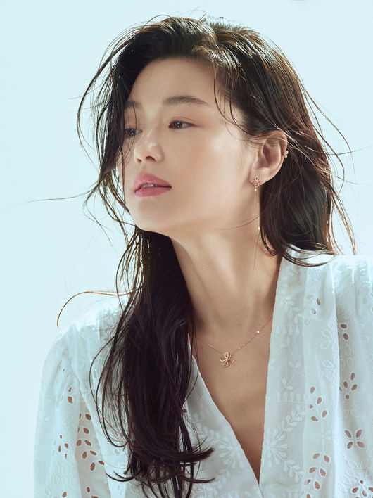 Lộ diện ngày khởi quay và thời gian ra mắt phim 'Mount Jiri' của Jun Ji Hyun và Ju Ji Hoon Ảnh 4