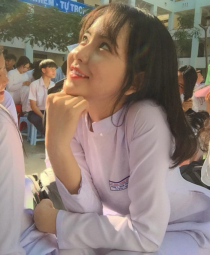 THPT Bình Hưng Hòa - 'lò đào tạo' dàn nữ sinh với nhan sắc 'cực phẩm' không thua kém các hotgirl nổi tiếng Ảnh 13