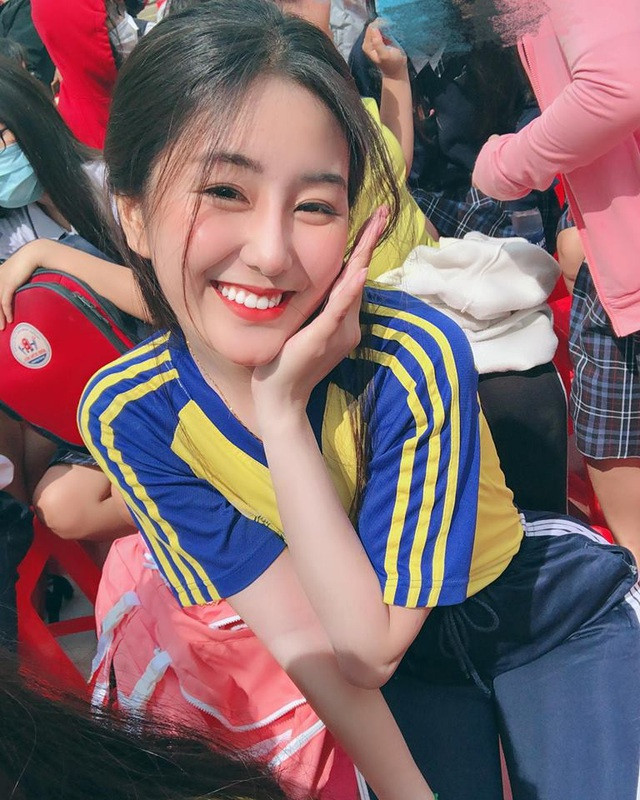 THPT Bình Hưng Hòa - 'lò đào tạo' dàn nữ sinh với nhan sắc 'cực phẩm' không thua kém các hotgirl nổi tiếng Ảnh 5