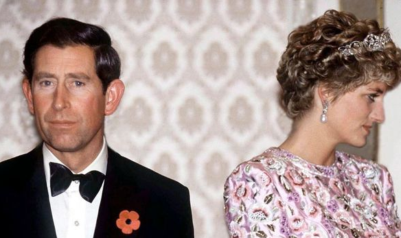 Hôn nhân không thể cứu vãn khiến bà đau khổ rất nhiều.