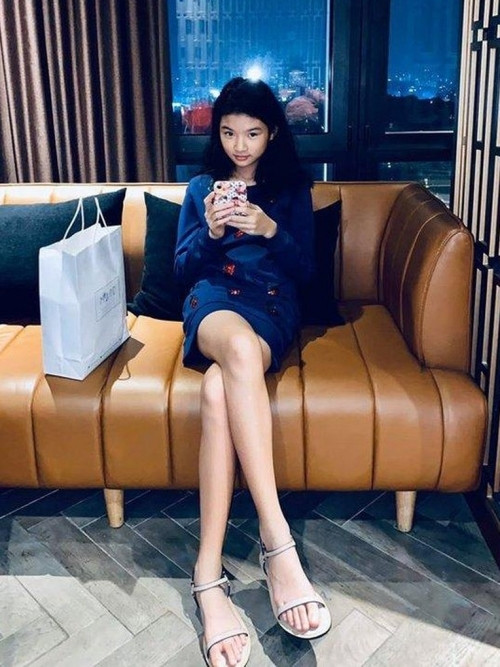 Dân mạng dành lời khen ngợi nhan sắc con gái Trương Ngọc Ánh và chồng cũ Trần Bảo Sơn dù mới chỉ tuổi 12 Ảnh 6