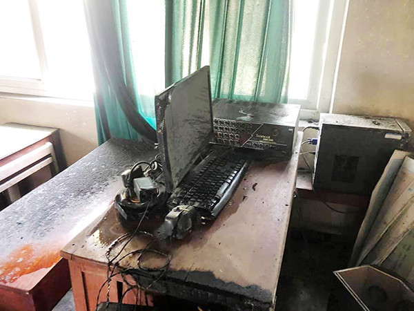 Vụ cháy gây hư hỏng một số thiết bị giảng dạy của nhà trường. Ảnh: Công an Đà Nẵng cung cấp