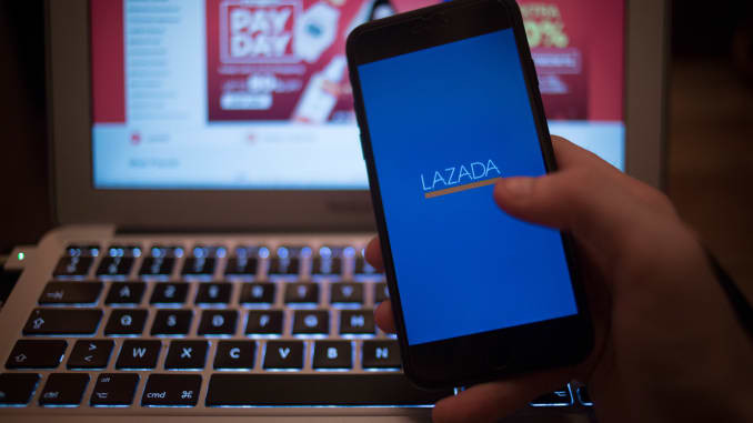 Ứng dụng Lazada trên iPhone. Ảnh: Getty