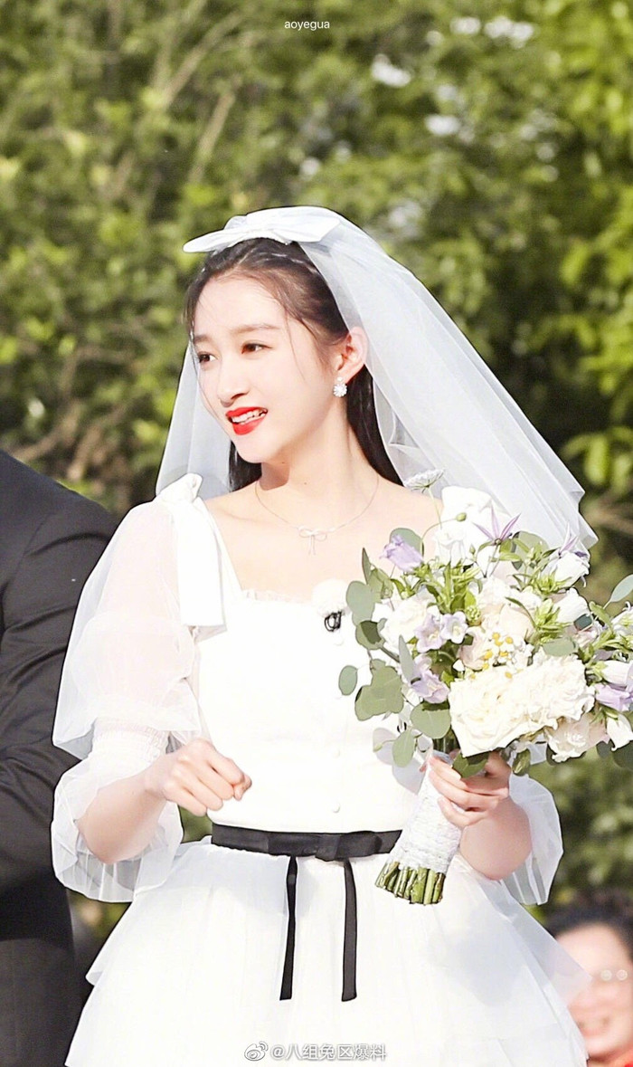 Xôn xao với tin đồn Lộc Hàm - Quan Hiểu Đồng đã lĩnh chứng kết hôn, mua nhà cưới? Ảnh 5