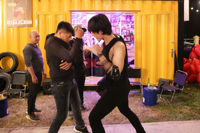 Tuấn Trần tung trailer dự án mới: Sẽ là phần ngoại truyện của web-drama 'Bố già'? Ảnh 23