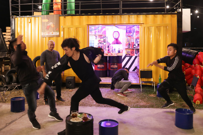 Tuấn Trần tung trailer dự án mới: Sẽ là phần ngoại truyện của web-drama 'Bố già'? Ảnh 24