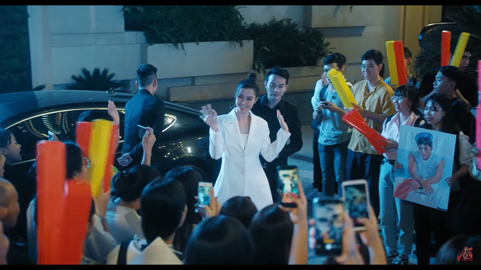 Tập 1 'Kẻ săn tin': Cười lăn lộn với Minh Dự - Trấn Thành, bất ngờ trước thần thái cameo của Đông Nhi và Lan Ngọc Ảnh 26