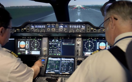 Nghi vấn sử dụng bằng giả, Việt Nam cấm bay đối với phi công Pakistan Ảnh 2