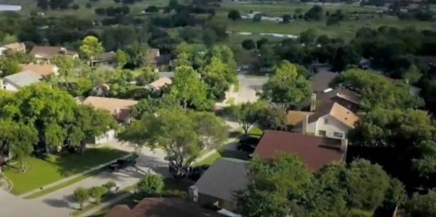 Tiệc sinh nhật diễn ra ở Carrollton, bang Texas.