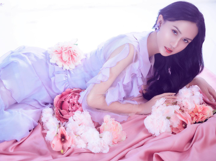 Lynk Lee tung bộ ảnh theo concept 'Thần tiên tỷ tỷ', trêu ghẹo fan: Đừng có mà khen tâm hồn Linh đẹp nha Ảnh 7