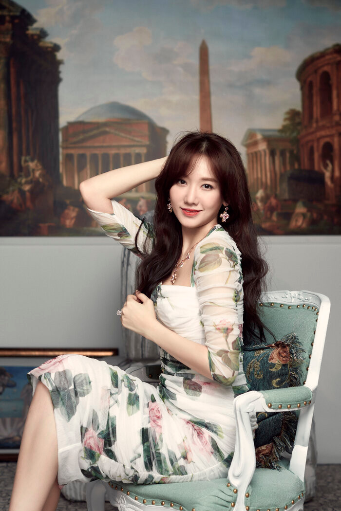 Hari Won chia sẻ về sự chờ đợi trong tình yêu