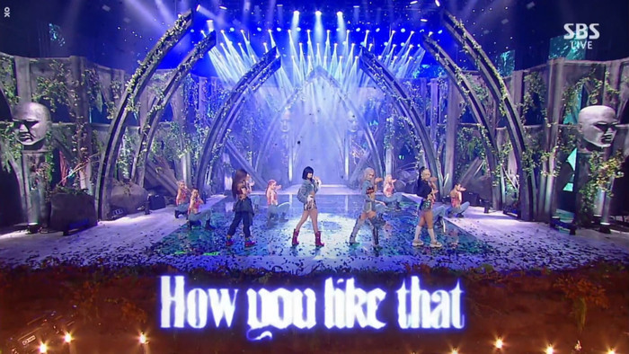 Hình ảnh sân khấu hôm nay.