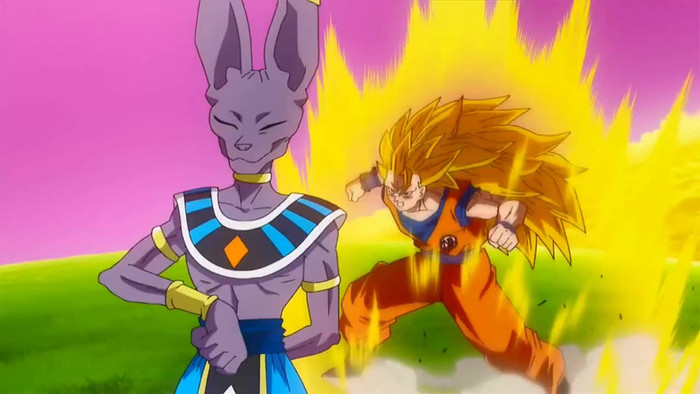 SSJ3 Goku còn không đánh trúng nổi Beerus, dù chỉ 1 đòn.