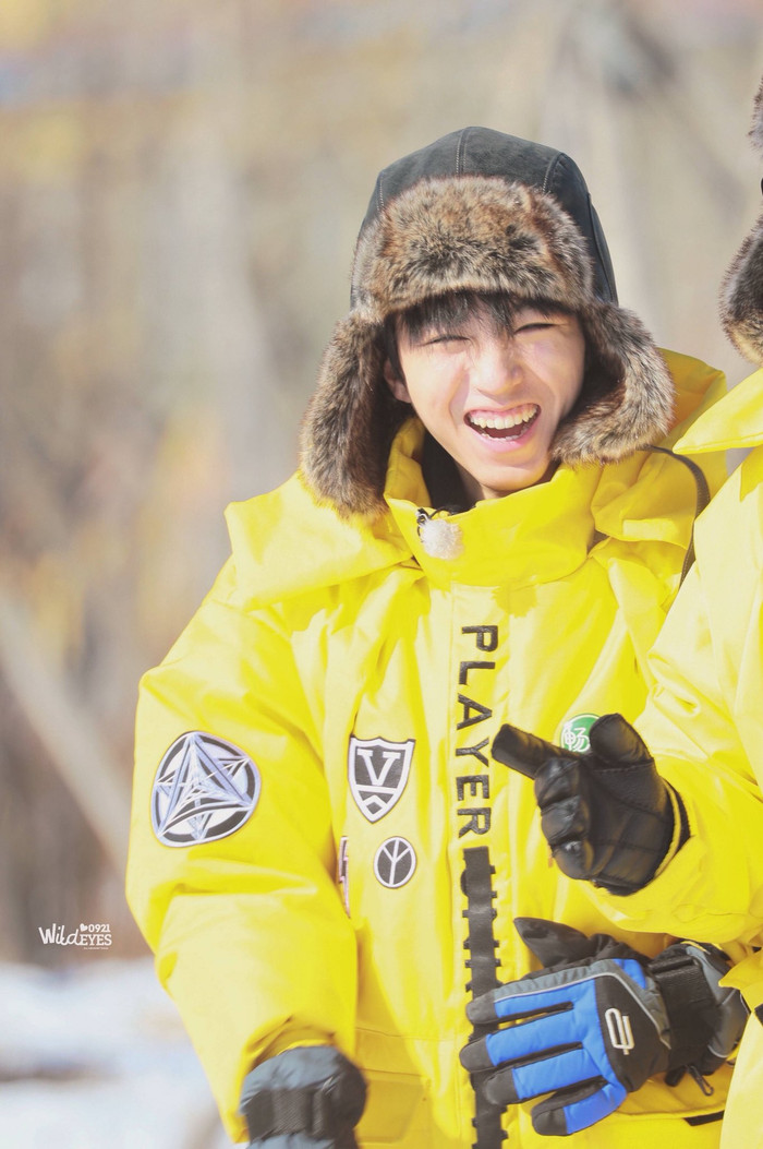 20 nam thần Hoa ngữ khiến fan 'ngất lịm' với nụ cười tỏa nắng: Bạn tan chảy trước ai? Ảnh 8