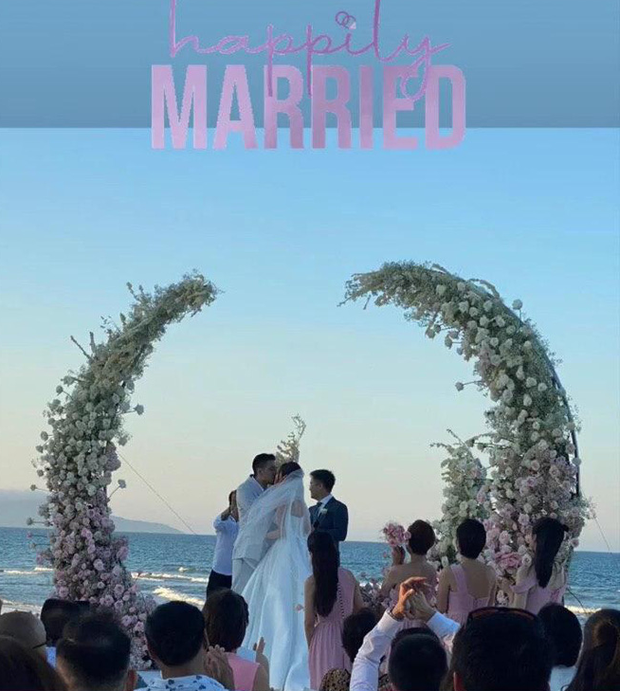 Lần đầu xuất hiện sau đám cưới, Phanh Lee nhận 'cơn mưa lời khen' bởi khí chất chuẩn vợ giám đốc Ảnh 10