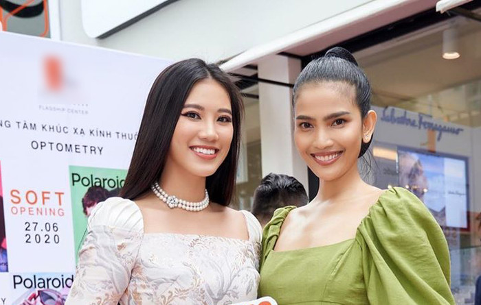 Á hậu Kim Duyên và hoa hậu Trương Thị May cuốn hút fan bởi nụ cười rạng rỡ.