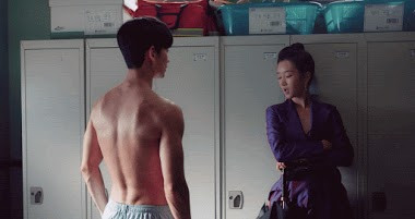 'It's Okay To Not Be Okay' của Kim Soo Hyun 'ăn gạch' vì có đề cập đến scandal của BIGBANG, cùng nhiều cảnh nhạy cảm Ảnh 5