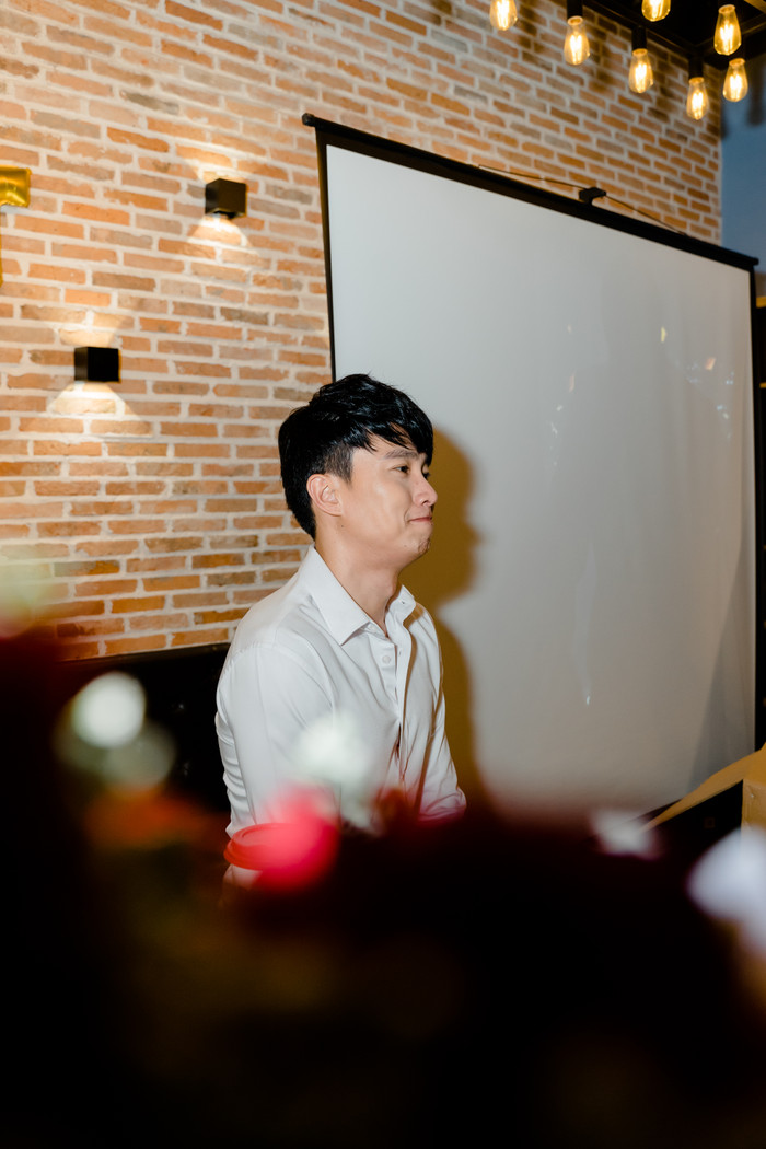 Quốc Trường rơi nước mắt trong fan meeting, liên tục bị hối thúc mau lập gia đình Ảnh 7