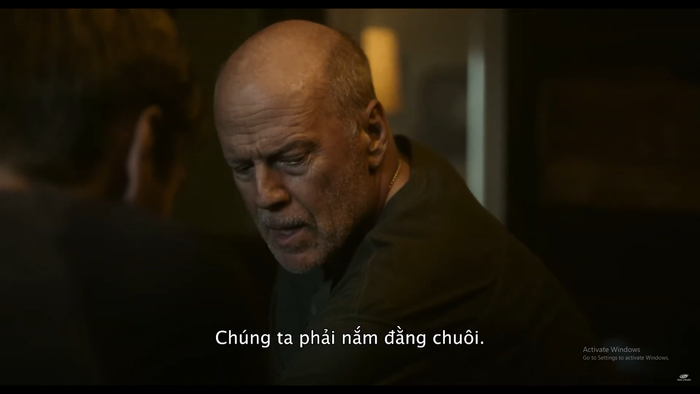 'Già gân' Bruce Willis bắt tay Chad Michael Murray trở lại trong tác phẩm hành động kịch tính 'Đêm sống còn' Ảnh 15