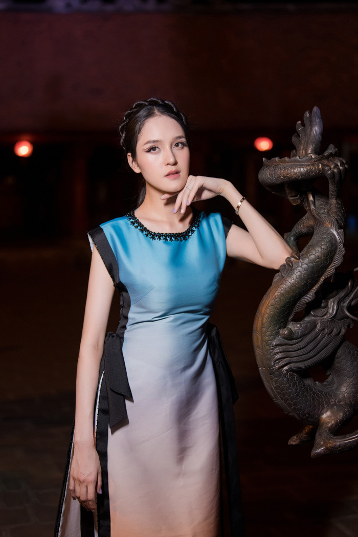 Sau màn tái xuất này, Hoàng Anh cho biết, cô sẽ nhận lời tham gia những chương trình phù hợp với hình ảnh hiện tại nhưng sẽ chọn lọc để dành nhiều thời gian hơn cho việc chăm sóc cho gia đình