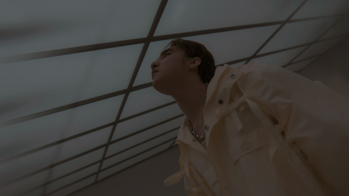 41 giây teaser Có chắc yêu là đây từ Sơn Tùng M-TP: Nhạc nghe na ná Chạy ngay đi, hình ảnh tối om đến mức gây khó chịu Ảnh 3