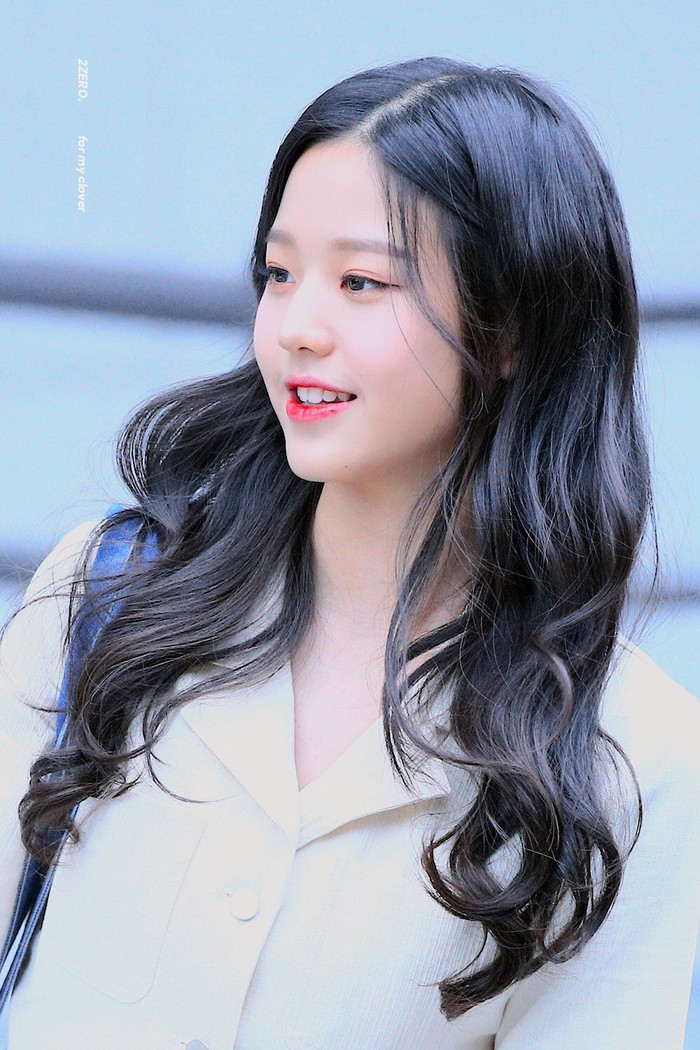 Chân dung nữ idol ko ngán bất kỳ kiểu tóc nào là đây: Từ tết đến đuôi ngựa, thậm chí cả tóc tém Ảnh 6