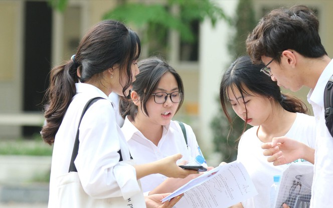 Dùng điện thoại bạn gái đăng ký nguyện vọng, nam sinh 'ngậm đắng nuốt cay' Ảnh 2