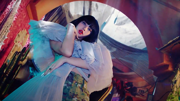 Cover How You Like That (BlackPink), Ninh Dương Lan Ngọc tự nhận mình như... con rối Ảnh 10