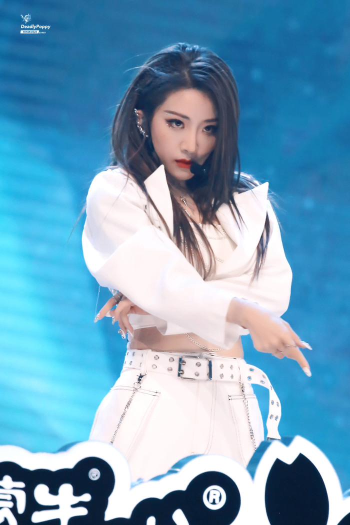 Tròn 1 tháng kể từ đêm chung kết 'Thanh xuân có bạn 2', nhìn lại khoảnh khắc đẹp như mơ của 9 thành viên THE9 Ảnh 34