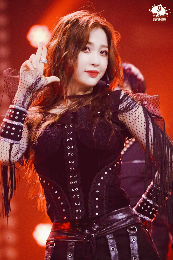 Tròn 1 tháng kể từ đêm chung kết 'Thanh xuân có bạn 2', nhìn lại khoảnh khắc đẹp như mơ của 9 thành viên THE9 Ảnh 20