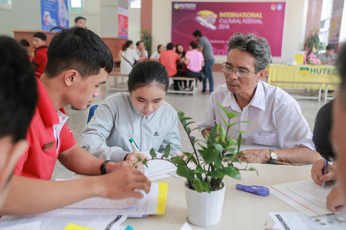 Một học sinh đã đăng ký tới 28 nguyện vọng xét tuyển Đại học. Ảnh minh họa