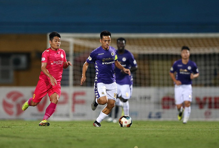 Văn Quyết đá hỏng phạt đền, Hà Nội FC thua đáng tiếc trước Sài Gòn.