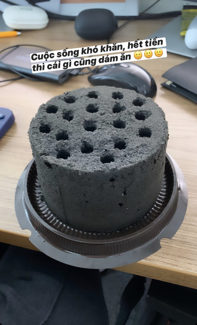 Góc siêu lầy: Cuối tháng hết tiền, nhóm bạn rủ nhau ăn tạm… than tổ ong khiến dân tình 'hết hồn hết vía' Ảnh 4