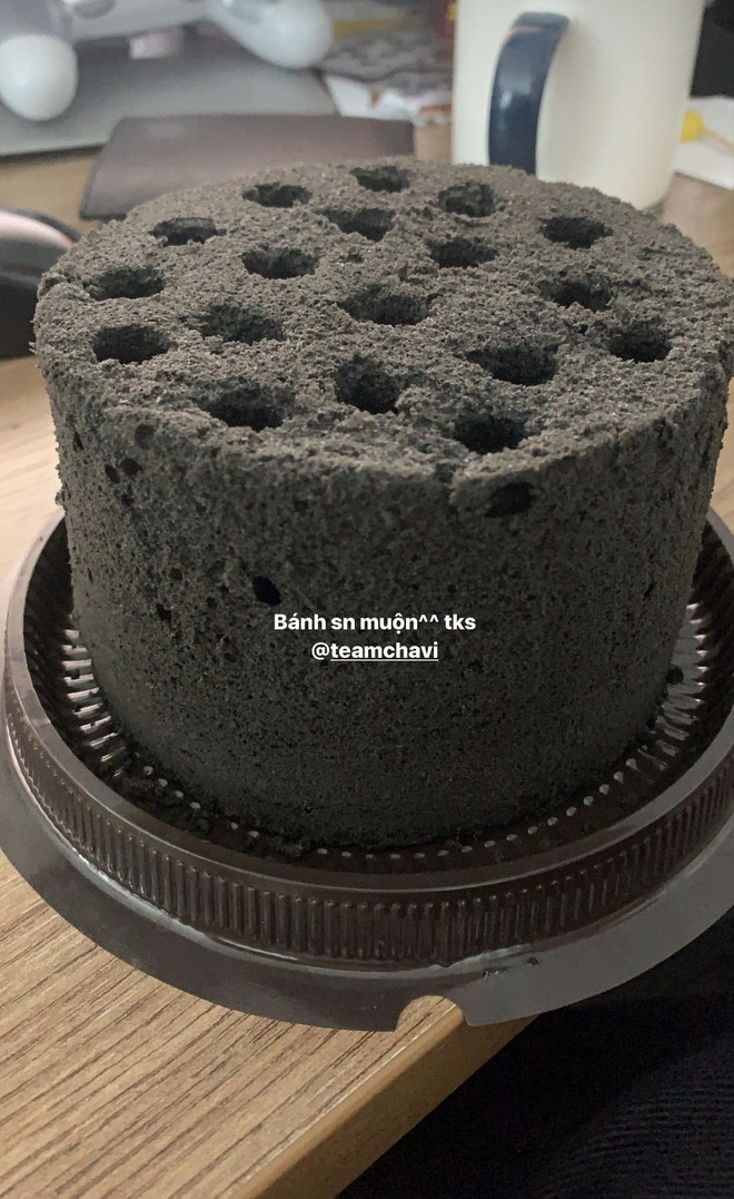 Góc siêu lầy: Cuối tháng hết tiền, nhóm bạn rủ nhau ăn tạm… than tổ ong khiến dân tình 'hết hồn hết vía' Ảnh 5